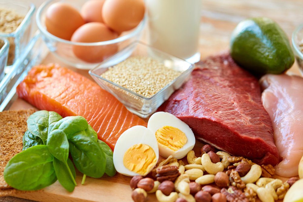 What is the cheapest way to get 100 grams of protein per day